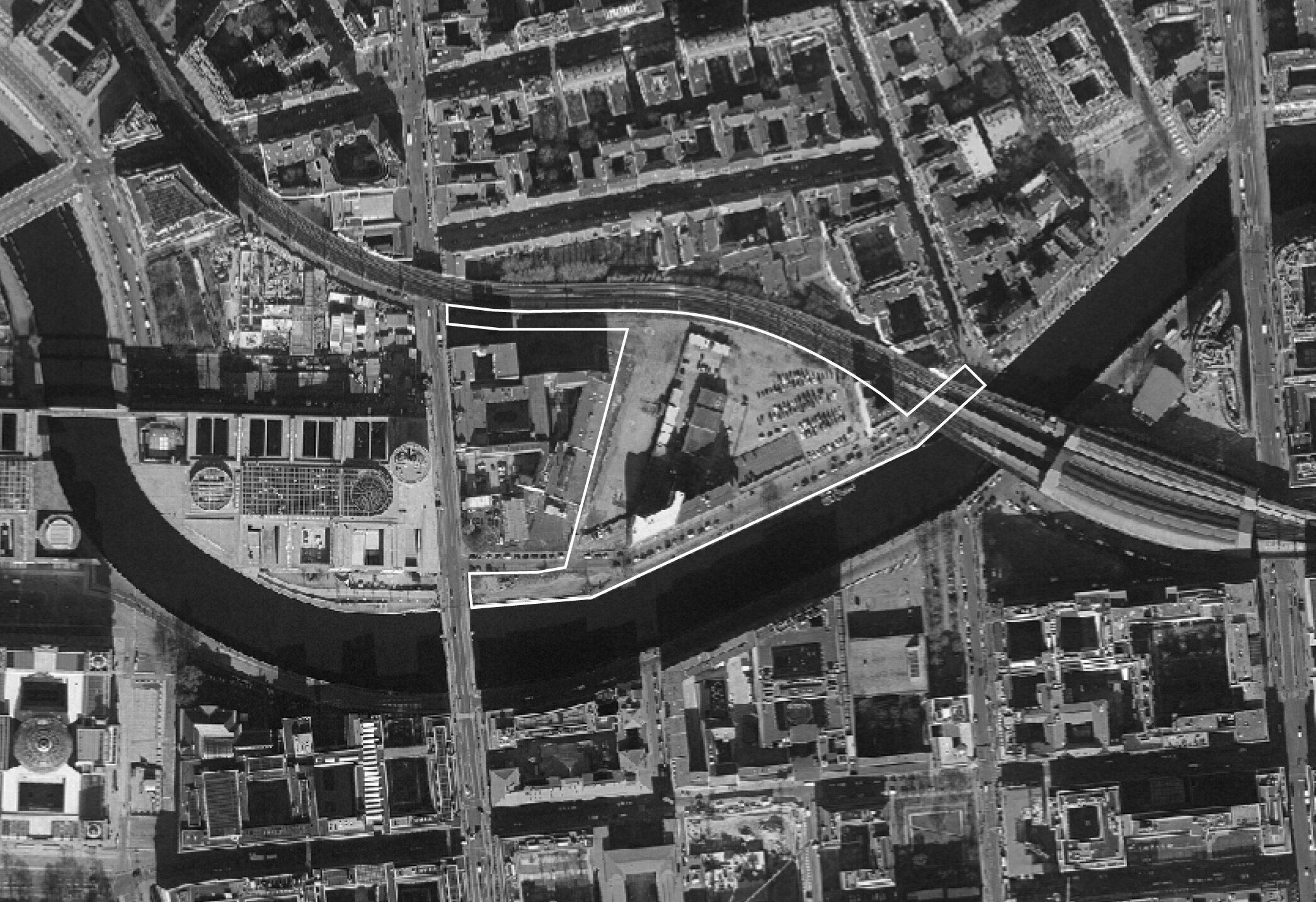 Luftbild: © Geoportal Berlin | Senatsverwaltung für Stadtentwicklung, Bauen und Wohnen | Digitale Orthophotos 2025 | © Luftbild: © Geoportal Berlin | Senatsverwaltung für Stadtentwicklung, Bauen und Wohnen | Digitale Orthophotos 2025